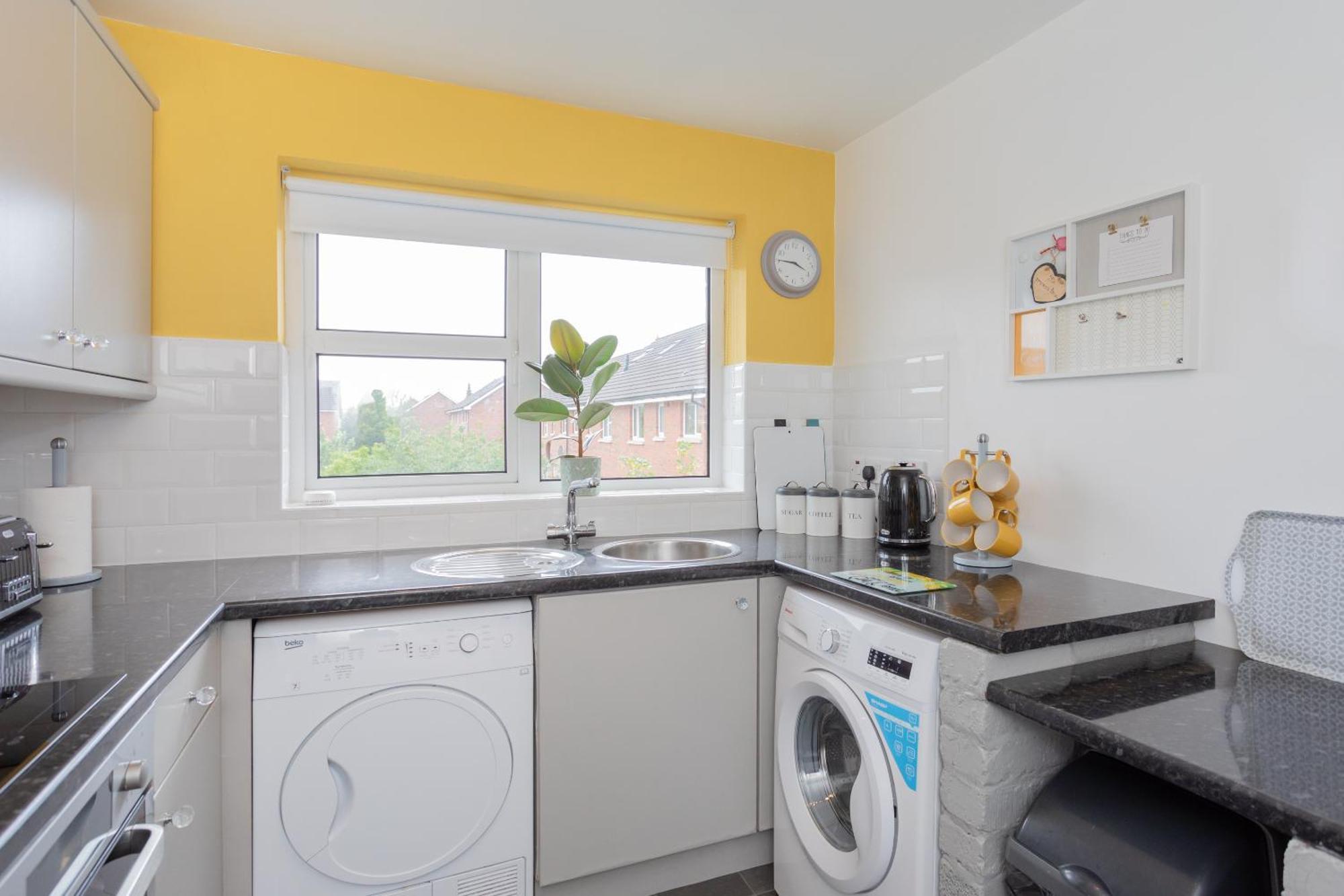 Ardenlee - Stylish 3 Bed Apt Close To City, Parking And Wifi Belfast Exterior foto
